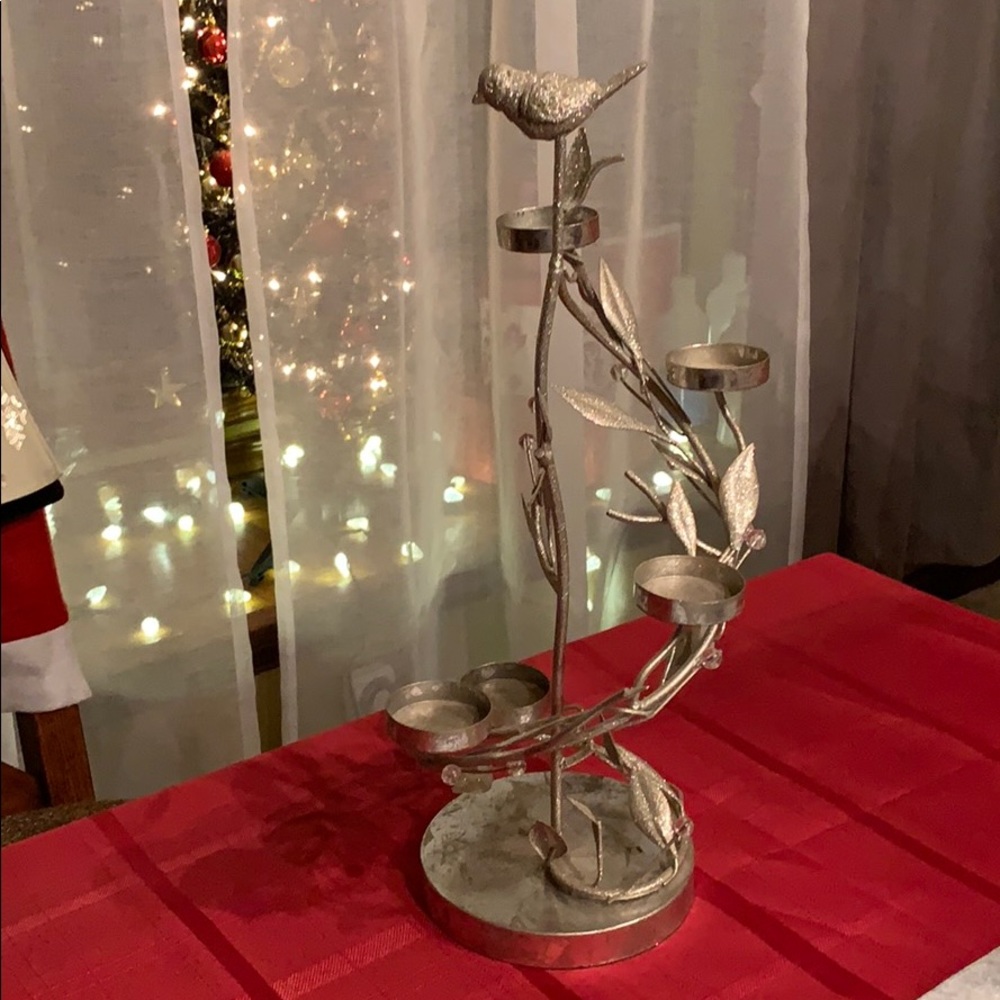 Gorgeous Platinum 5 Candle Holder Accent